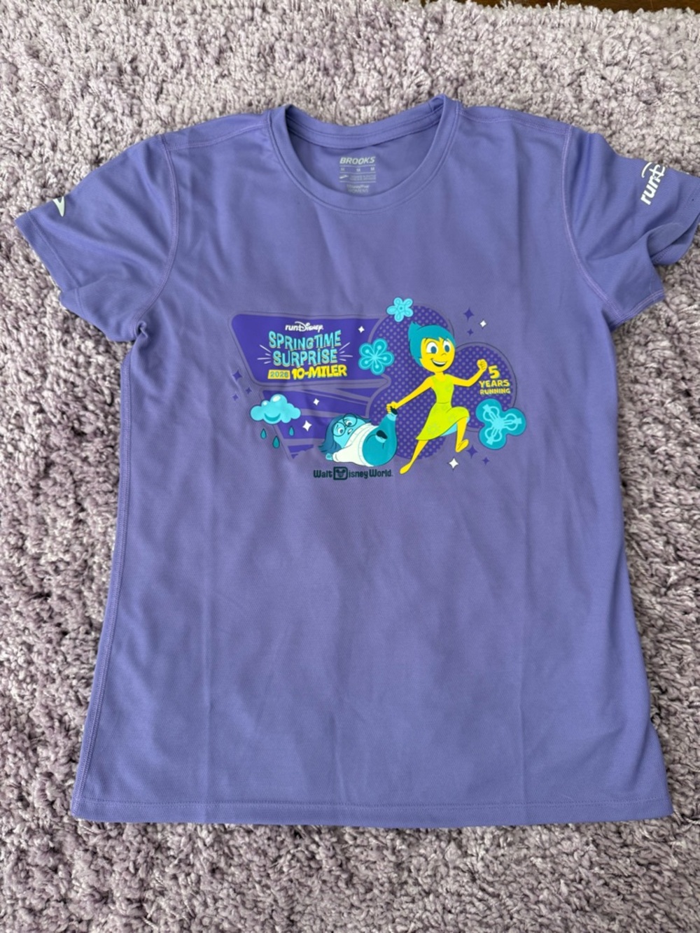 Brooks runDisney Springtime Surprise 10-Miler Tee 2026 inside out ladies M